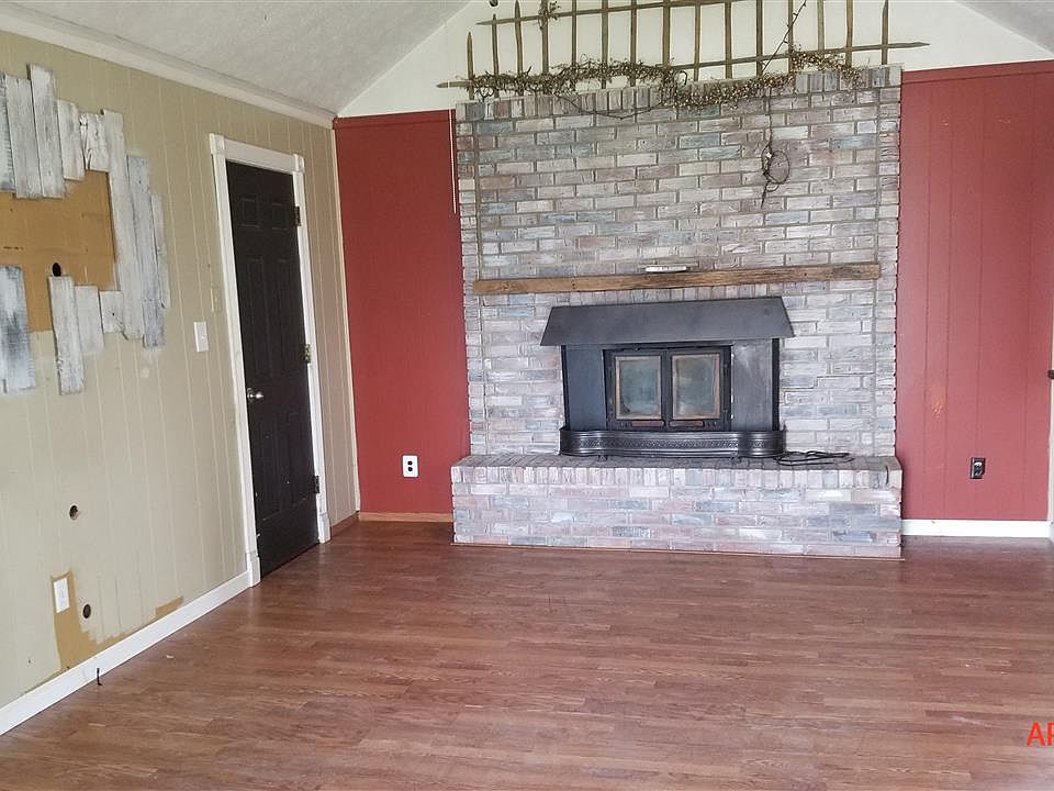 2nd image of 16331 Highway 10 N