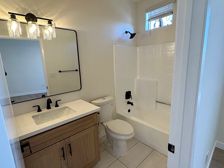 1337 S Bundy Dr #201 — Photo 11