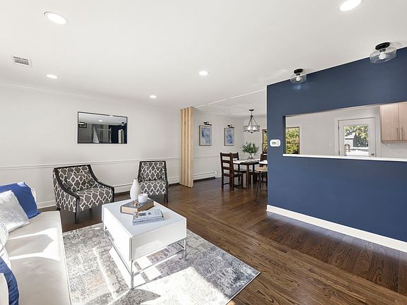 4th image of 100 W Monterey Ave
