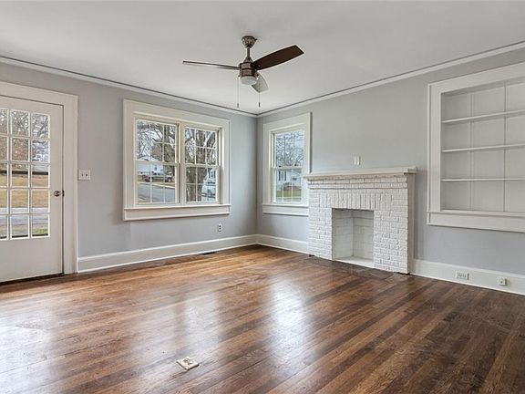 5th image of 601 Johnson St