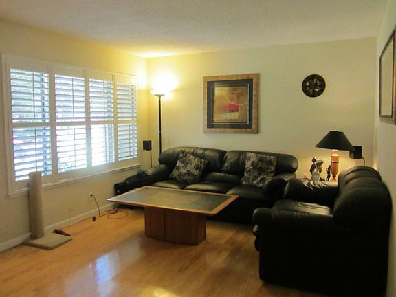 2nd image of 688 Crescent Ave