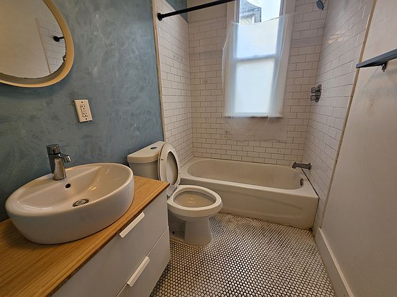 5th image of 2563 Canton St #2567