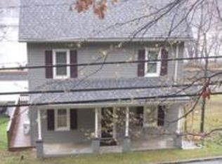 324 S Main St, Herndon, PA 17830