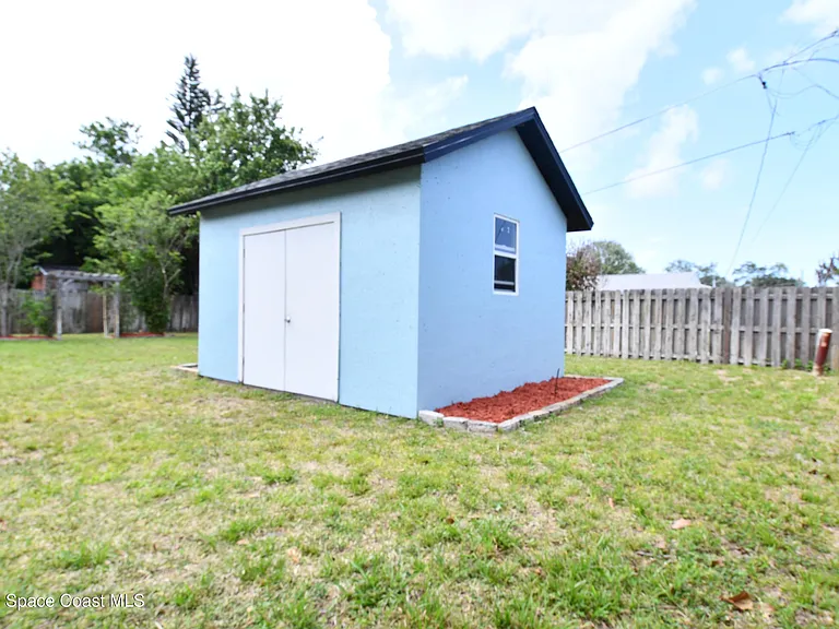 2185 Acacia St NE — Photo 33