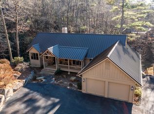 51 Hidden Ln, Sapphire, NC 28774