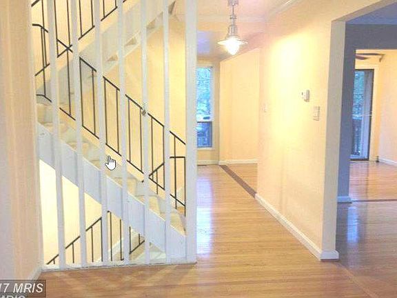 5th image of 4405 Elan Ct