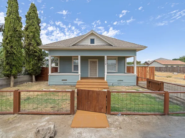 112 Irwin Court, Hanford, CA 93230