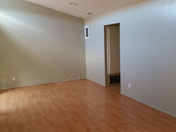 3rd image of 182 S Birchwood St