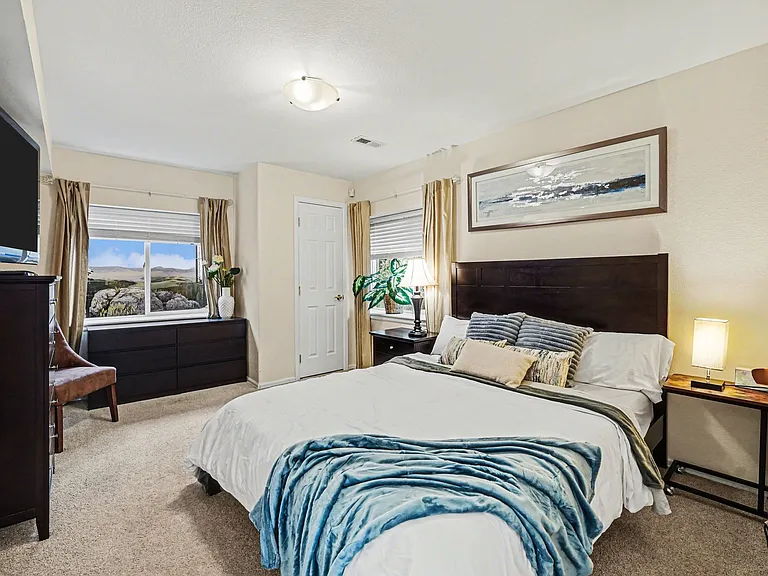 5355 Sage Brush Dr — Photo 1