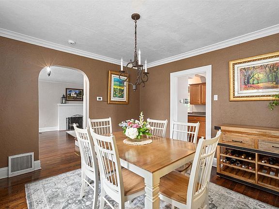 4th image of 7611 Lindbergh Dr