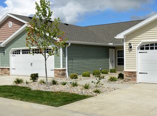 26800 Woodmont Dr APT 18, Perrysburg, OH 43551