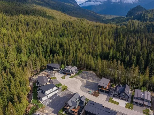 1721 River Run Pl, Whistler, BC V8E 1J7