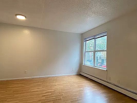 3rd image of 146 W 117th St Floor 1