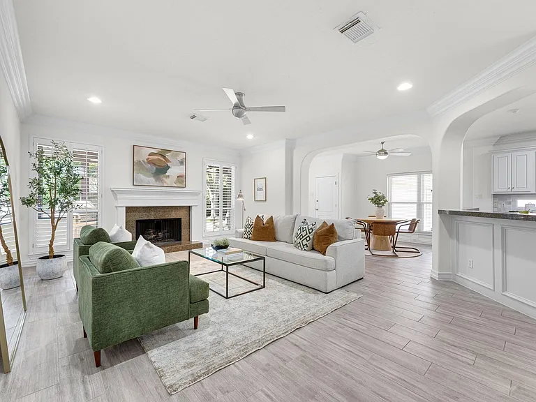 1622 Cottage Landing Ln — Photo 9