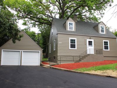 313 Hollywood Ct, South Elgin, IL, 60177