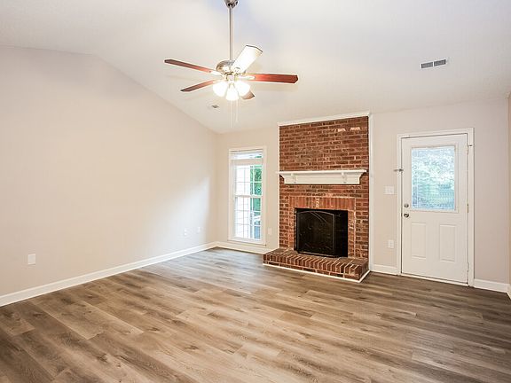 4th image of 9523 Banwell Ln
