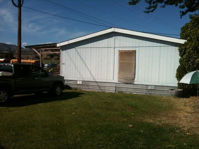 1st image of 614 Oak St Trailer 11
