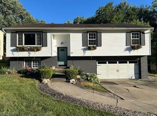 2228 Croydon Rd, Twinsburg, OH 44087