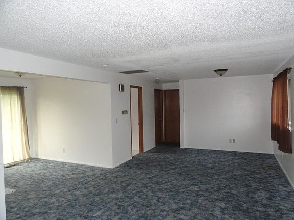 2nd image of 1710 E 61st St