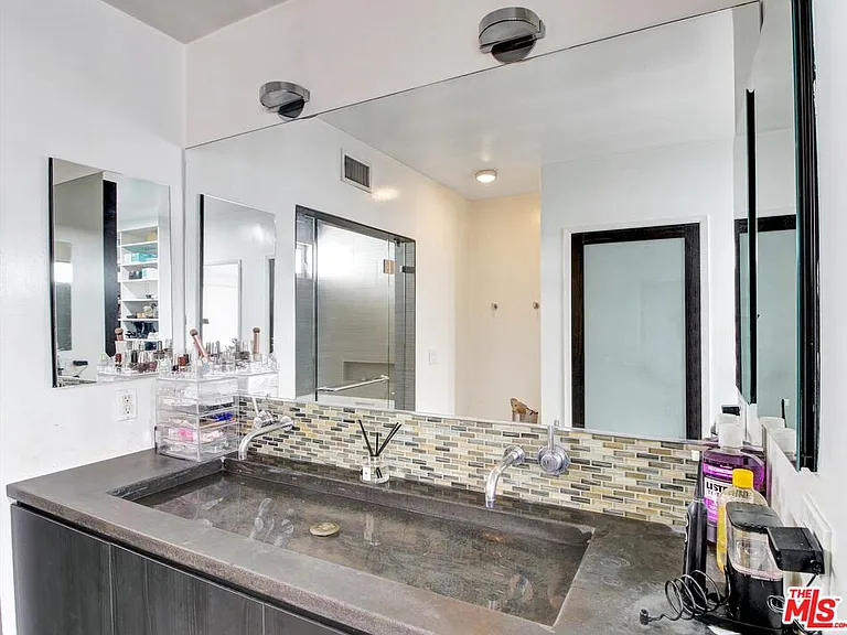 6763 Radlock Ave — Photo 34