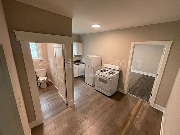 5th image of 129 W Hendricks St #7