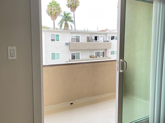 4th image of 1835 Camden Ave APT 304