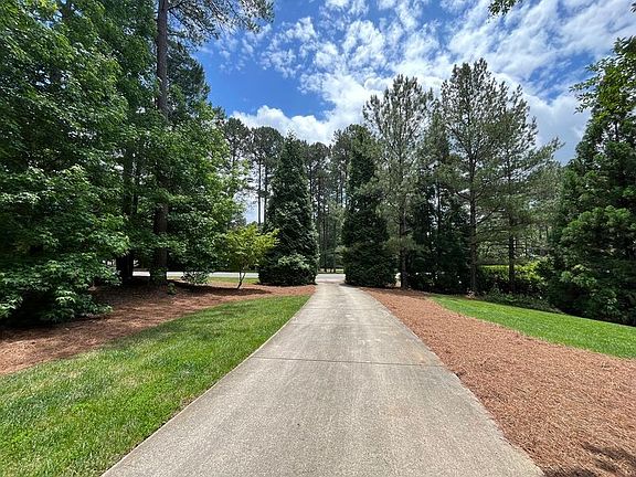 5th image of 1205 Enderbury Dr