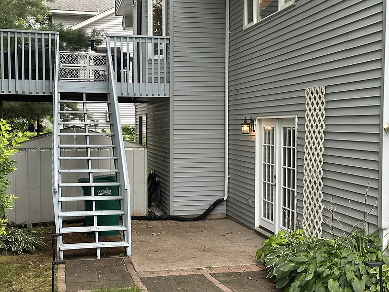 15493 Yellow Pine St NW — Photo 2