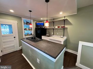 240 E Garrett St, Philadelphia, PA 19119