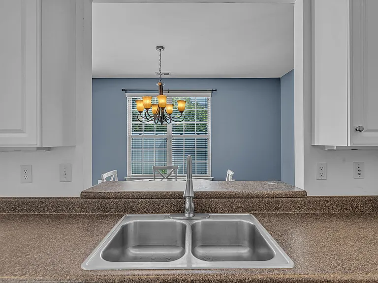 5324 Charmont Ct — Photo 15