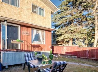 103 S Pinehill Pl NE #3, Calgary, AB T1Y 2L8