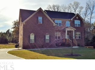 150 Fairmont Trce, Fayetteville, GA 30214