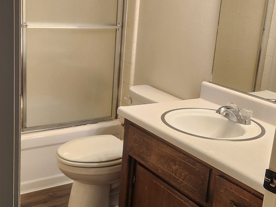 1st image of 20367 Bay Meadows Dr