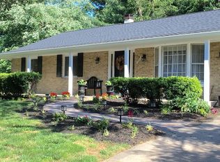 1537 Red Rock Ct, Vienna, VA 22182