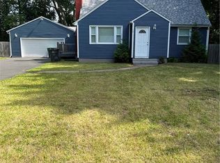 18 E Wintonbury Ave, Bloomfield, CT 06002