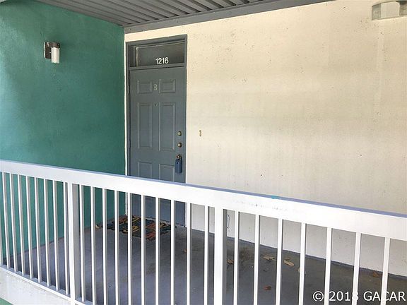 4th image of 1216 SW 14th Ave APT B