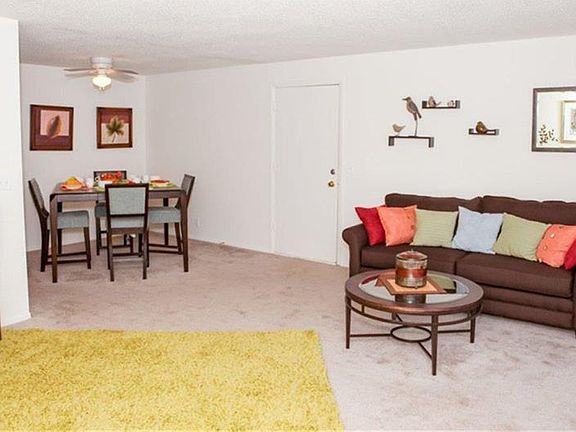 3rd image of 11829 Amerado Blvd