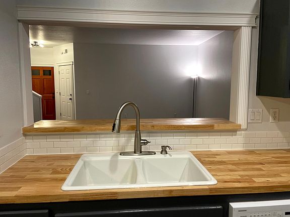 Kitchen to living room/front door