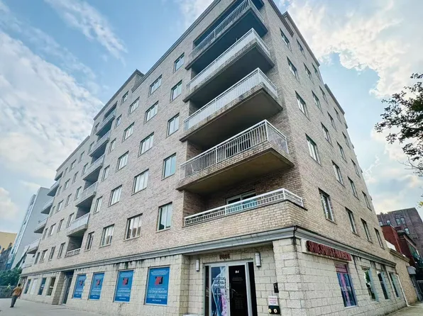 8686 Bay Parkway image 2 of 12