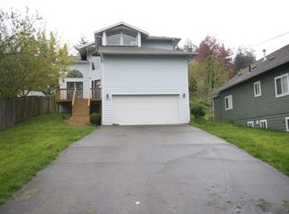1907 34th St, Bellingham, WA 98229