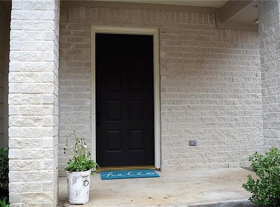 3rd image of 33 Troon Dr