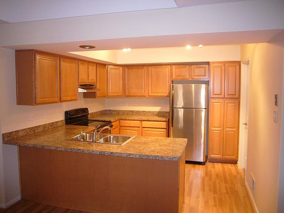 3rd image of 5303 Diana Dr #5300