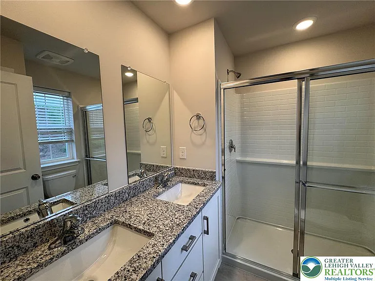 7634 Clayton Ave — Photo 17