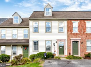 2703 Woodmont Dr, York, PA