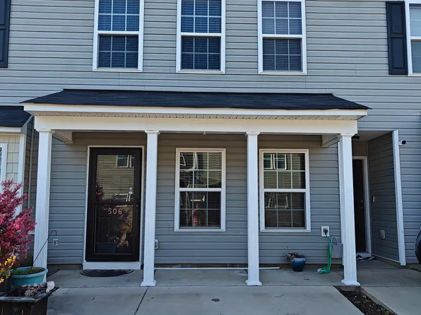 506 Directive Dr, Hope Mills, NC 28348