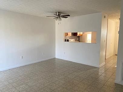 1st image of 435 Hillside Dr #20