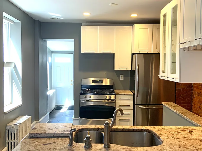 1244 N 29th St — Photo 3