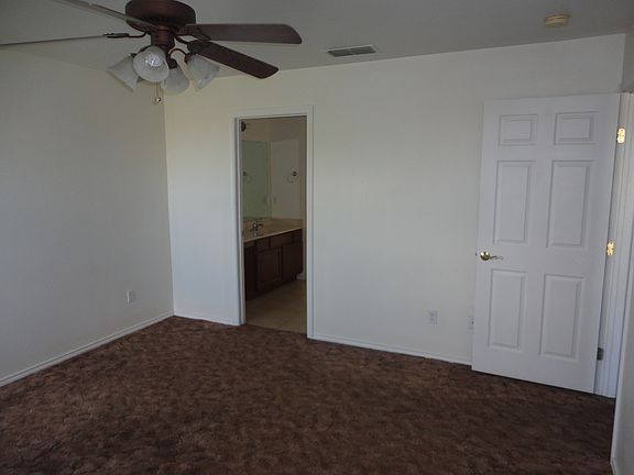 4th image of 704 Bison Rd