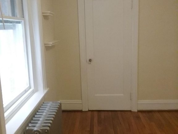 4th image of 3211 W Franklin St APT 1