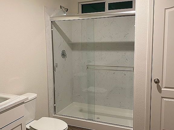 5th image of 2675 Malik Ave